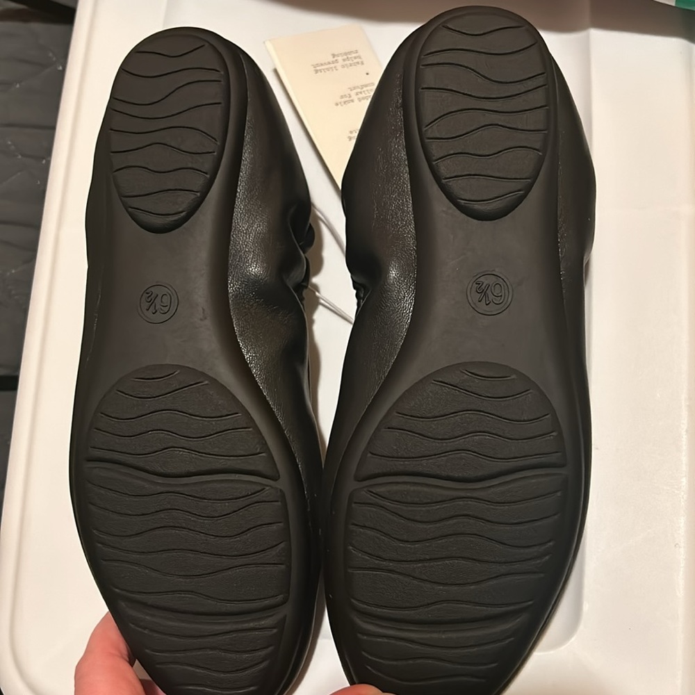 Black ballet flats with padding - Picture 3 of 4